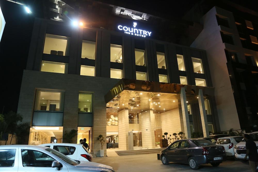 Country Inn & Suites By Radisson Chandigarh Zirakpur מראה חיצוני תמונה